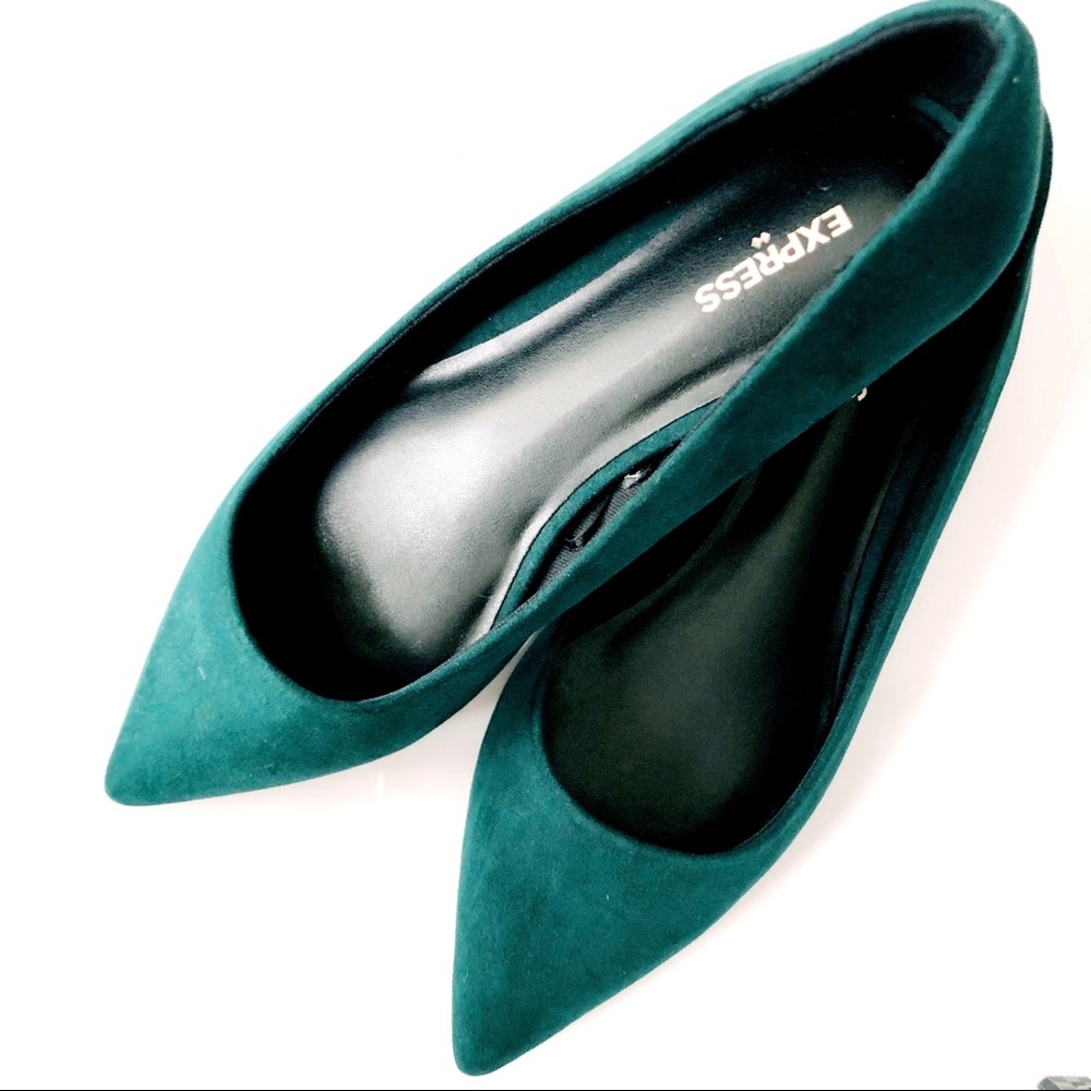 Emerald Green Pointed Flats